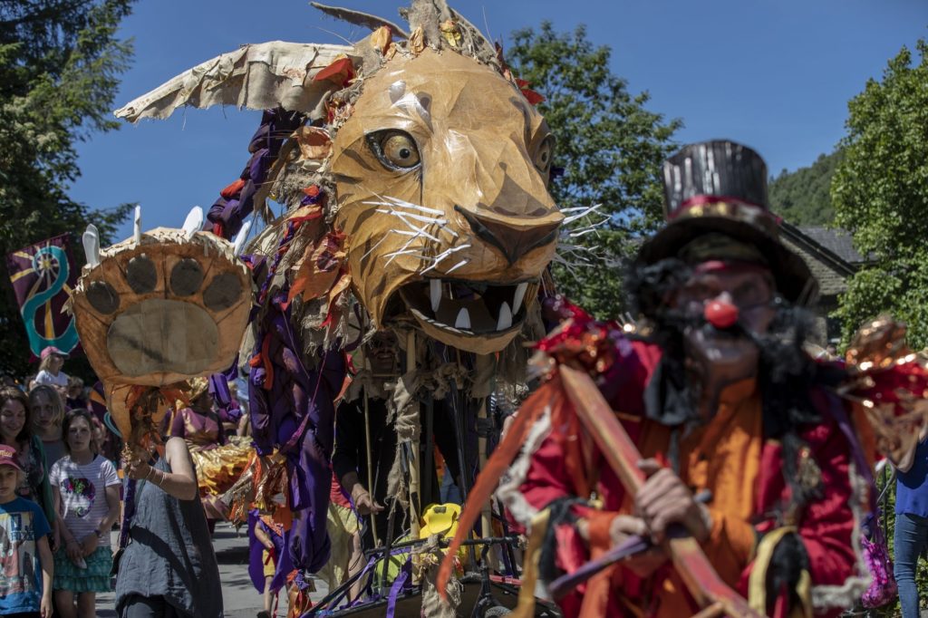 Handmade Productions